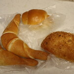 ベーカリーグラース - 料理写真:パン３種