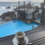 ランプの宿 - 朝ごはん後、展望カフェでコーヒー