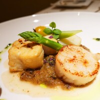 レストラン ロワール フレンチ - スズキとホタテ貝のソテー