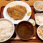 とんかつは飲み物。 - 