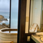 ランプの宿 - お部屋のお風呂で朝風呂