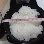 衣さんの店 - 餃子定食700円のご飯が美味しい