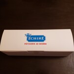 エシレ パティスリー オ ブール 東急フードショー エッジ店 - 箱