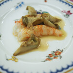 ペレグリーノ - 北海道産のボタンエビとカルチョッフィマモーレ