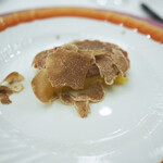 ペレグリーノ - フォアグラとさつまいもとアルバの白トリュフ