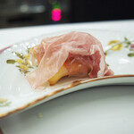 ペレグリーノ - プロシュート・ディ・パルマ　トルタフリットとあわせて