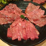 焼肉問屋 牛蔵 - 