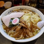 東池袋 大勝軒 - ラーメン+ワンタン。