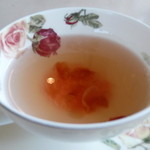 ローズハウス - バラの紅茶にバラのジャムをイン！