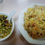 東京飯店 - チャーハンは740円