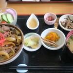 油源 - ・「元祖栃木牛めしセット(¥1250)」