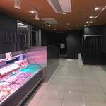 窯焼き割烹 黒泉 - スーパー店内から入り口を見る図