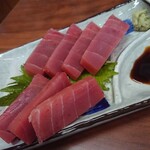 丸八酒店 - マグロの刺身