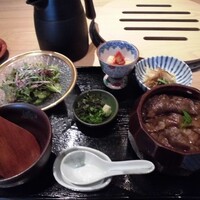 北新地 肉料理 名門 - 