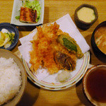 Takumi - ランチの天ぷら定食
