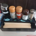 神製麺所 - うどんは割り箸が食べやすいので⭕️