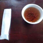 Meshidokoro Inakaya Daichi - お茶とお手拭き