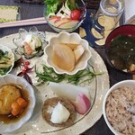 伊賀の元氣食堂 - 