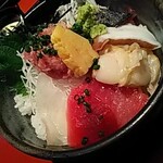 傳 - 海鮮丼