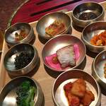 麻布 韓日館 - パンチャンが綺麗なだけでなくとても美味しい！
