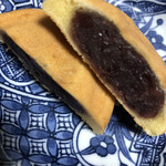 阿闍梨餅本舗 満月 - 中は粒あん♡