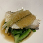 イチリン ハナレ - クエの蒸し煮