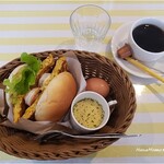 STAGE - お好み焼きエビバーガー（ドリンク代＋280円）