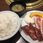 薩摩 牛の蔵 - ご飯は大盛りにして貰いましたー