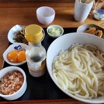 うどん屋 - 玉子混ぜ500円！