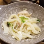 伊予路 - 鶏うどん。