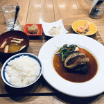一歩一歩のカフェ食堂 - 