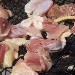 ポークアンドチキン江田島 - 強火で一気に焼きます
