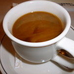 ファミール - ブレンドコーヒーはおかわりができます、今回は￥１００でした。