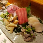 やすけ - 刺身盛り合わせ