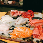 うを徳 - 本日の寿司ネタ8種