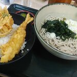 箱根そば - 海老かき揚げ丼（冷）
