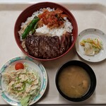 ごはん屋MaMa丸 - ステーキ丼(880円)です。