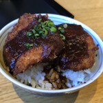 山形蕎麦と串揚げのお店 焔蔵 - セットの本日の丼