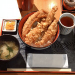Gion Tempura Tenshuu - ●ミックス天丼¥1800
      穴子2切
      海老1匹