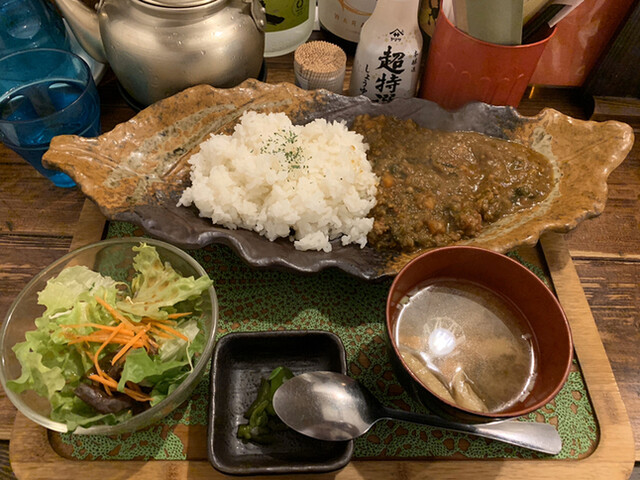 ゴリラ食堂 青葉通一番町 定食 食堂 食べログ
