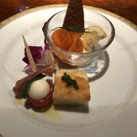 横浜瀬里奈 ステーキドーム - 