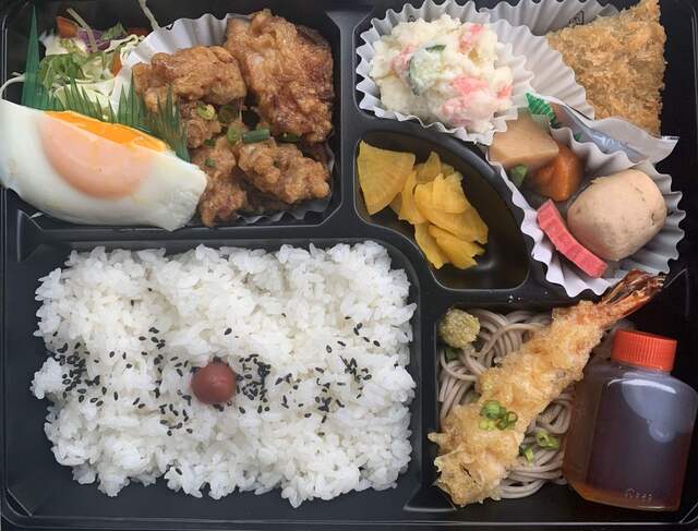 お弁当のこすもす - 糸井（弁当）の写真