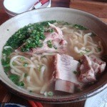 琉球茶房あしびうなぁ - ソーキそば