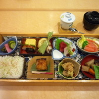 会席弁当（予約制）