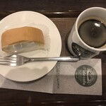 イデカフェ - ロールケーキ、セットドリンク