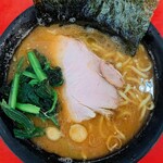 ラーメン 杉田家 - ラーメンかためおおめ