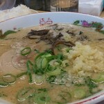 博多金龍 - とんこつラーメン（背油追加）