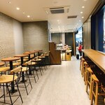 Starbucks Coffee - 内観