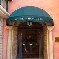 オチェーアノ - 入り口