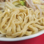 ラーメン二郎 - 麺
